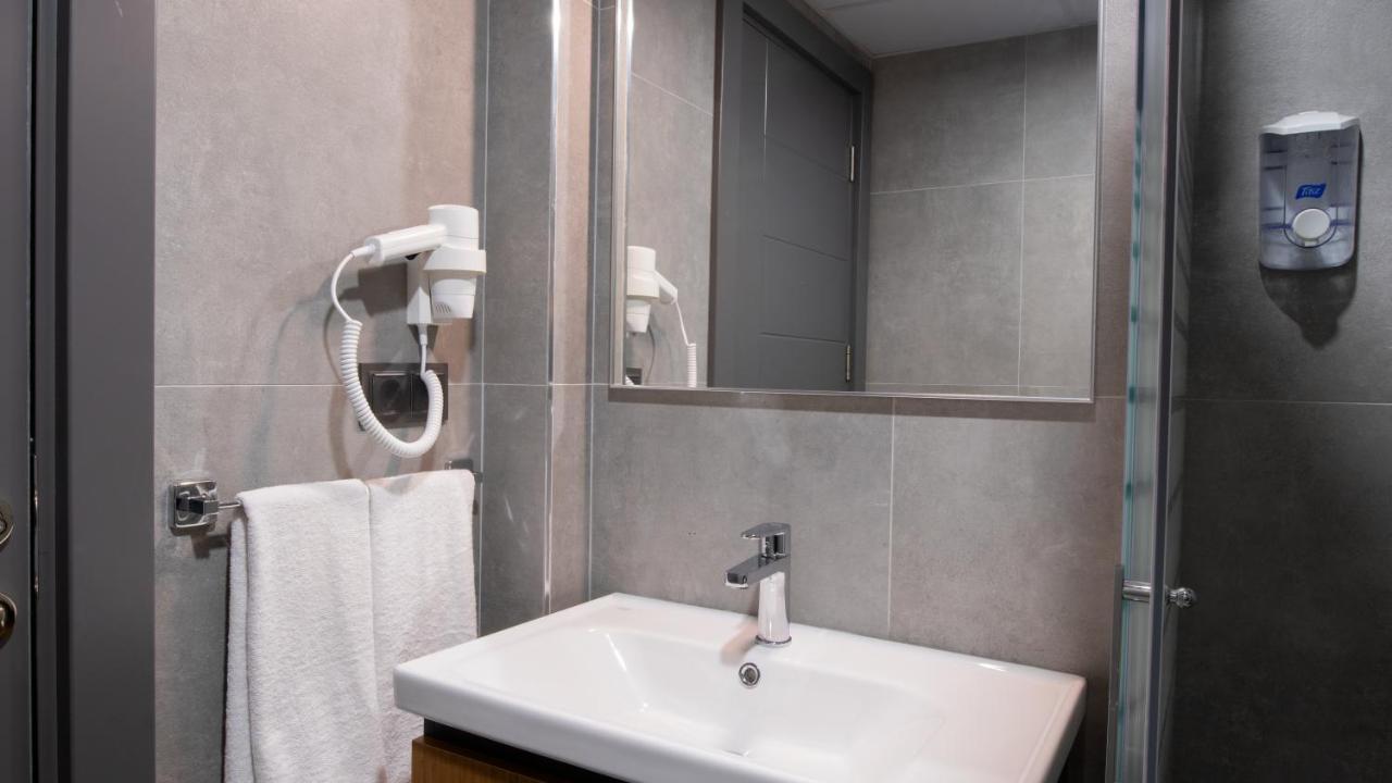 OPERA SUITES Apart Hotel Antalya Buitenkant foto